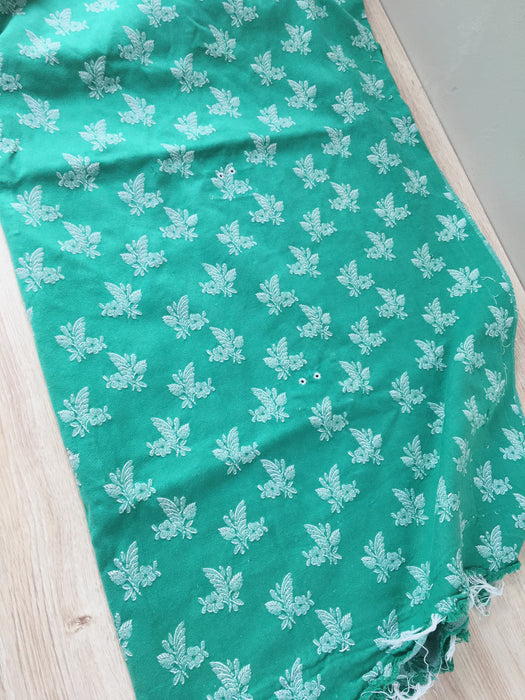 Small flowers in emerald green ticking. Spain c.1940 - Lot of 2 pieces