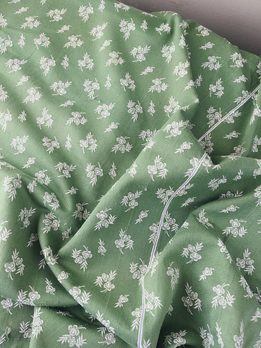 Olive green ticking with small flowers. Spain c.1900 - 104×154 cm