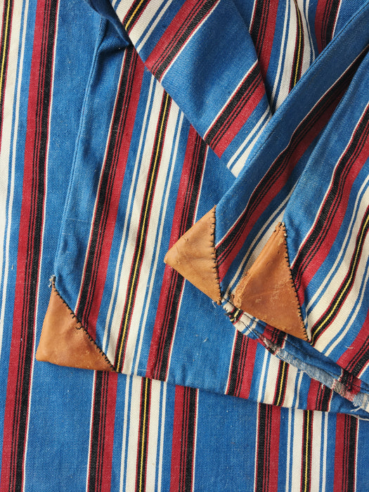 Cover in multicolored blue, red, and white stripes. Finland c.1900 - 114×188 cm 