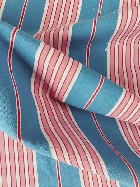 “Four pink stripes and one more” Cheerful ticking fabric. Spain c.1940 - 139×394 cm