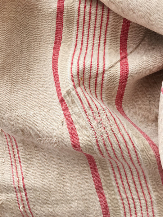 Red and beige striped ticking. Marvelous. Spain c.1900 - 4+ meters
