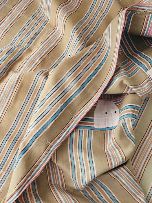 Beige and light blue striped ticking. Spain c.1950 - 142×184 cm