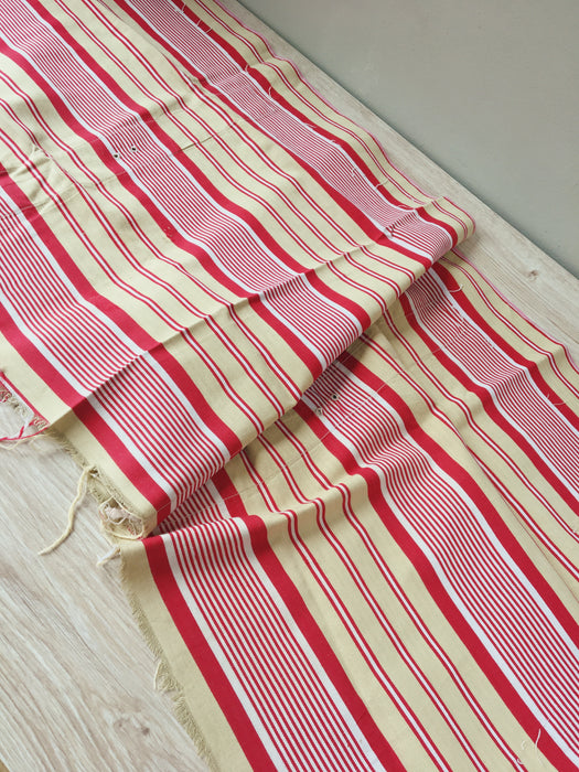 DISTRESSED - Ticking in beige, yellow and red stripes. Spain c.1950 - Lot of 4 pieces
