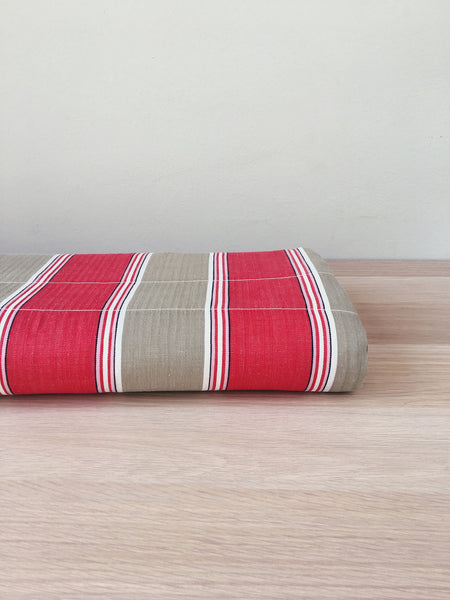 Ticking in beige and red stripes. Spain c.1950 - Lot of 4 pieces