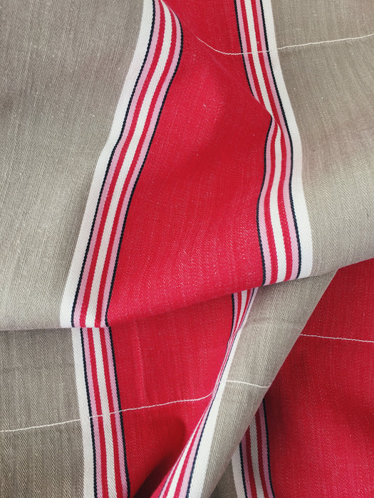 Ticking in beige and red stripes. Spain c.1950 - Lot of 3 pieces