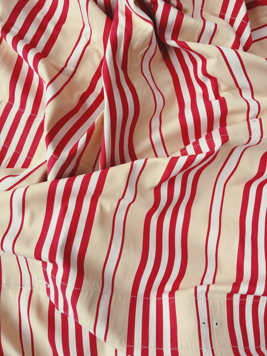 Ticking in white, beige and red stripes. Spain c.1950 - 130×90 cm