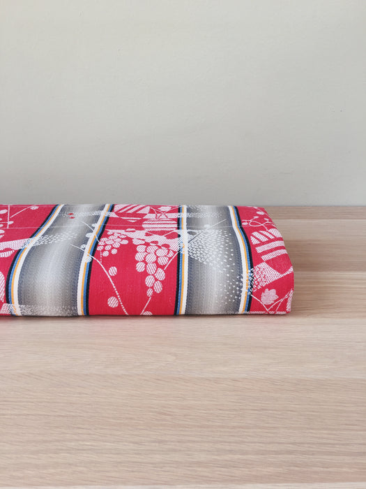 Ticking mix of jacquard and stripes in red and gray. Spain c.1940 - 40×190 cm