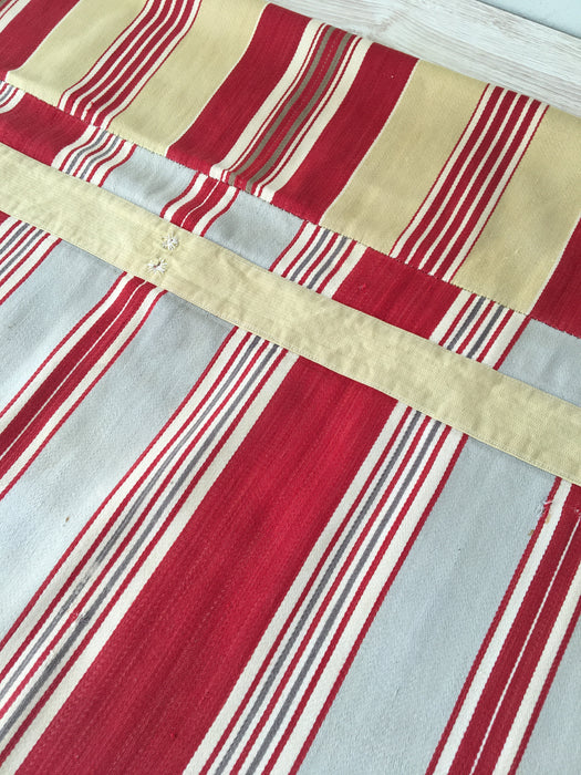 Red and gray striped ticking. Spain c.1900 - 133 cm × 2.7 meters