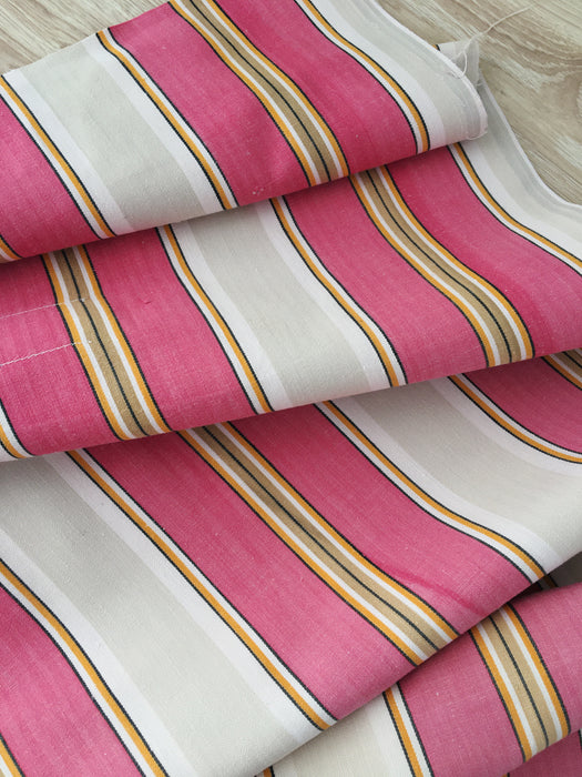 Ticking in hot pink and gray stripes. Spain c.1940 - 48×123 cm