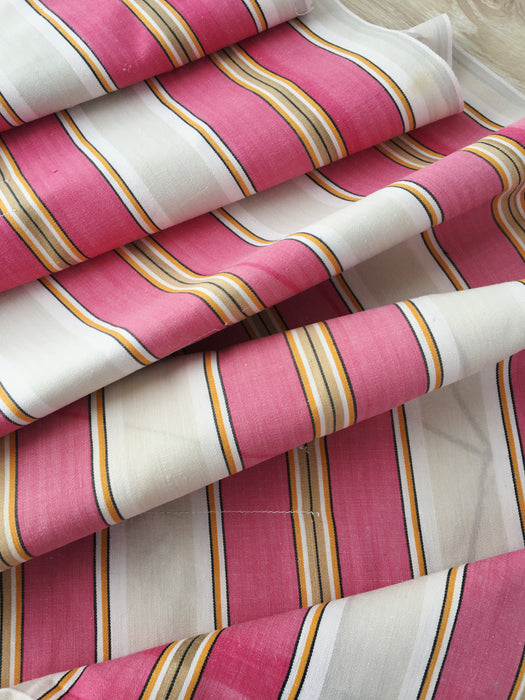 Ticking in hot pink and gray stripes. Spain c.1940 - 48×123 cm