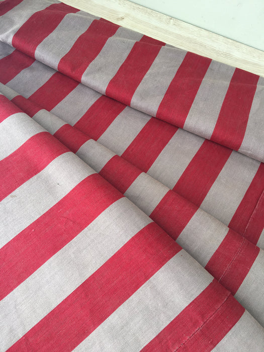 Ticking in gray and red stripes. Sweden c.1930 - 57 cm × 3.86 meters (2 pieces avail.)