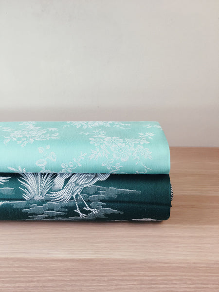 Green flowers ticking yardage. Spain c.1950 - Various pieces