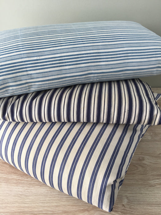 Antique Swedish cushions - Various pieces