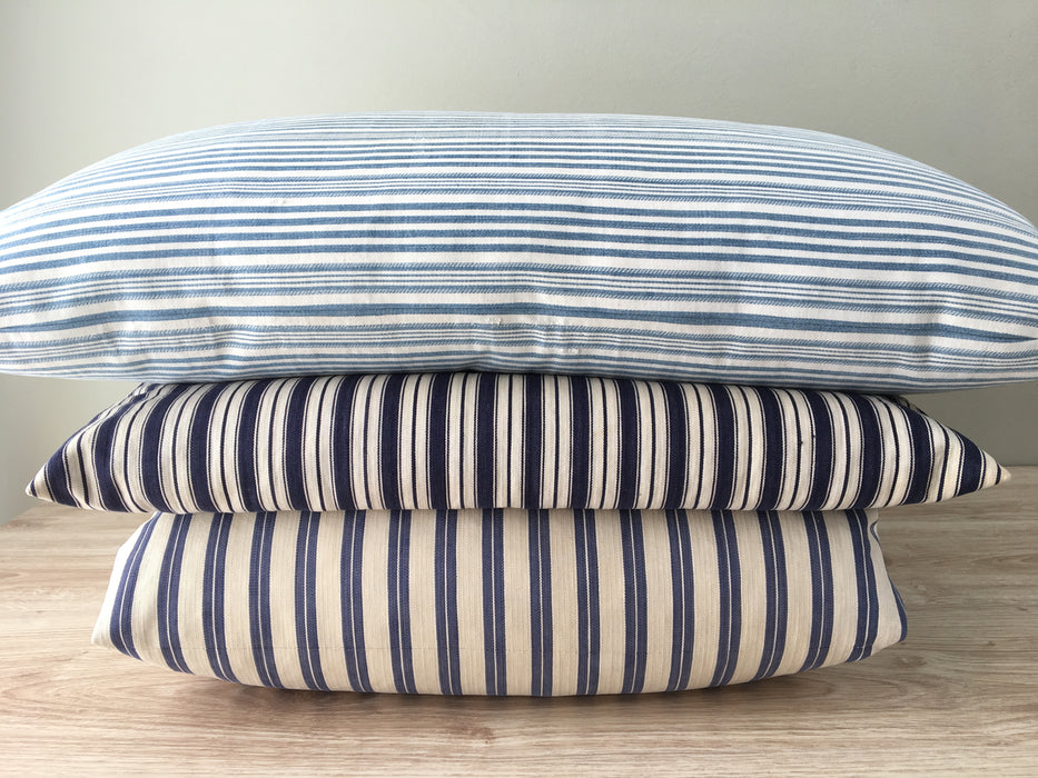 Antique Swedish cushions - Various pieces